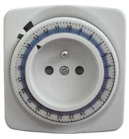 Fiche avec programmateur analogique Chacon 5411478540007 250 V