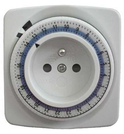 Fiche avec programmateur analogique Chacon 5411478540007 250 V